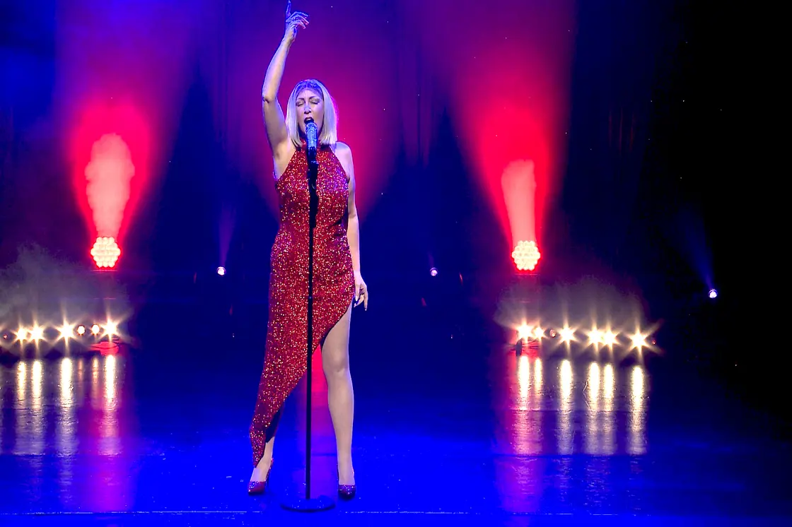 Celine Blackburn 2Adjust