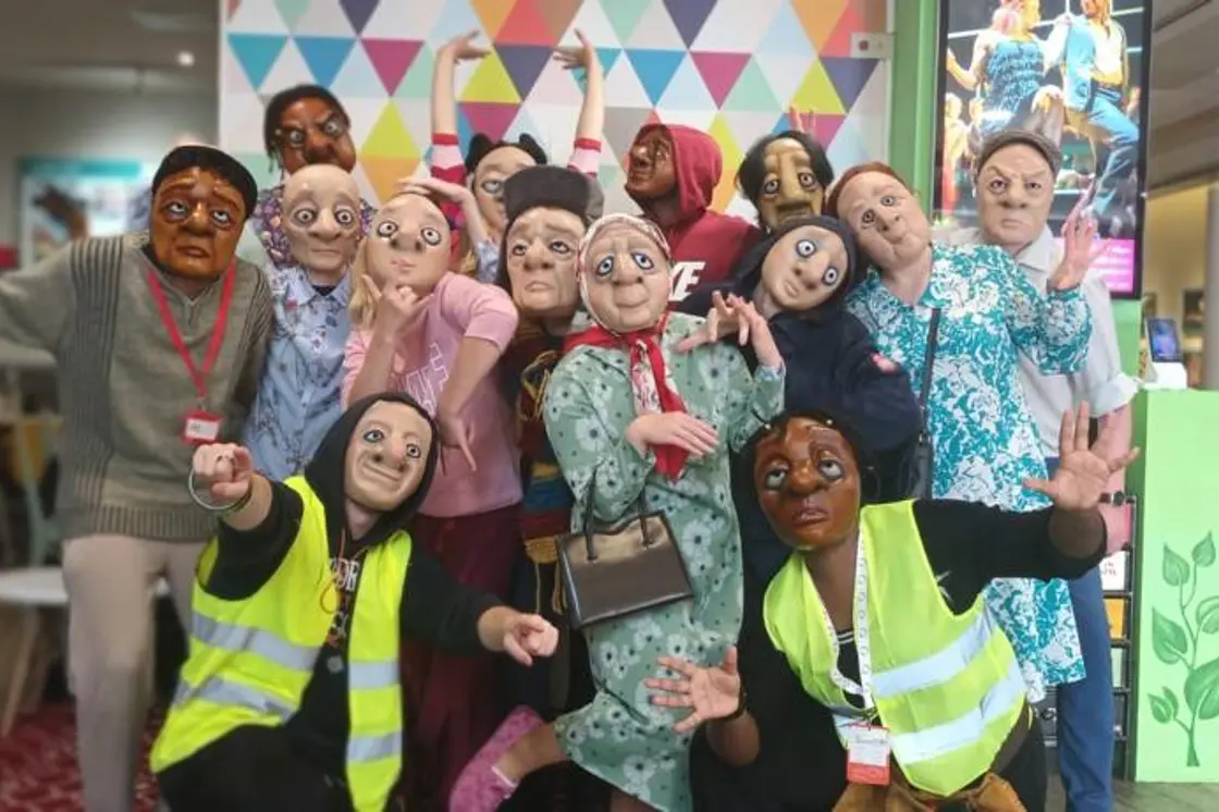 Group In Mask