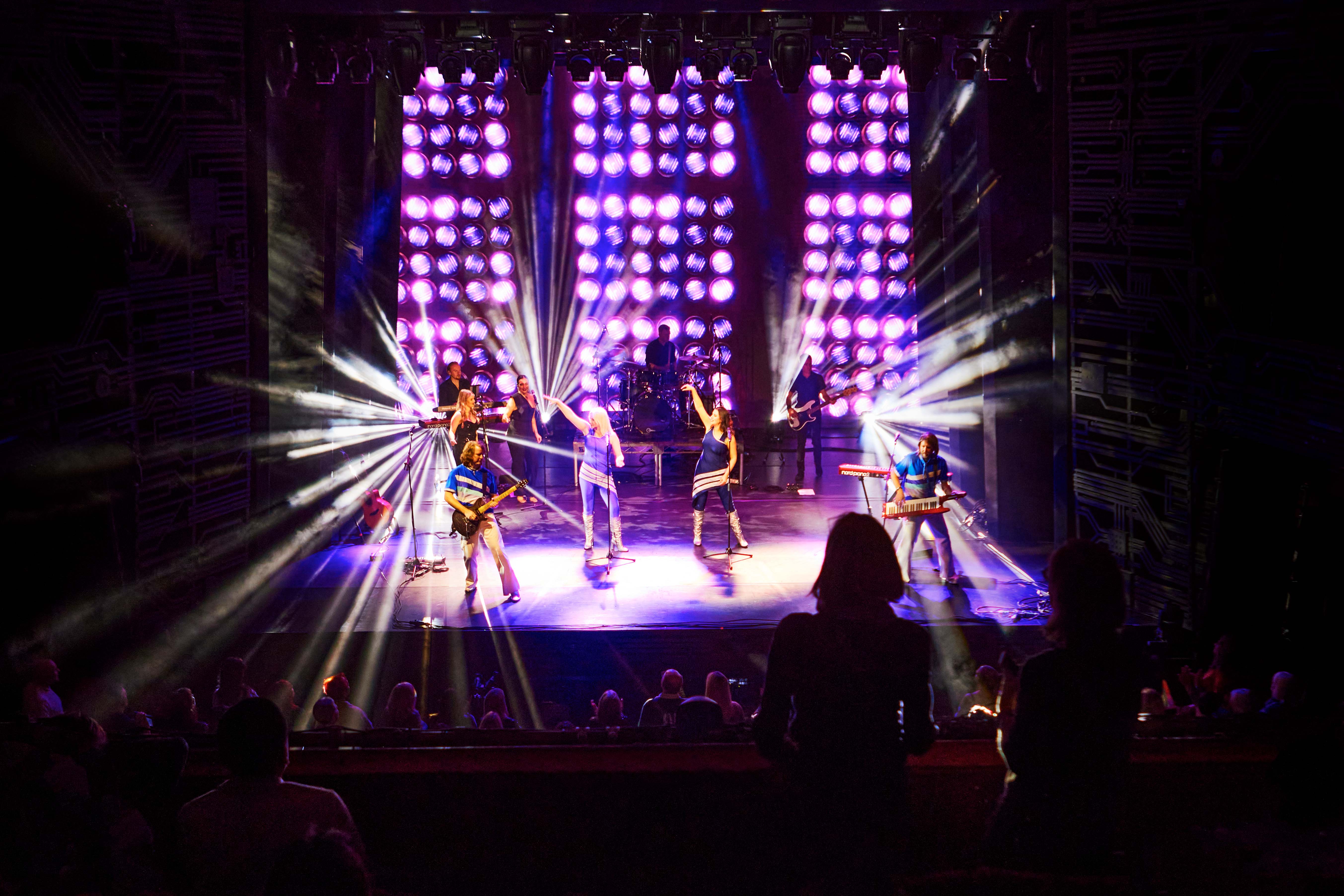 Thankyouforthemusic Image12 Entertainers